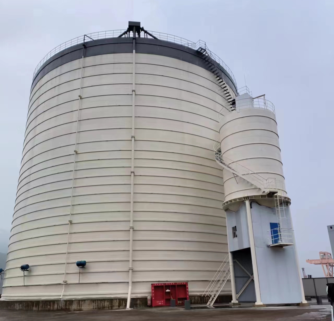 乌拉特后10万吨水泥钢板库